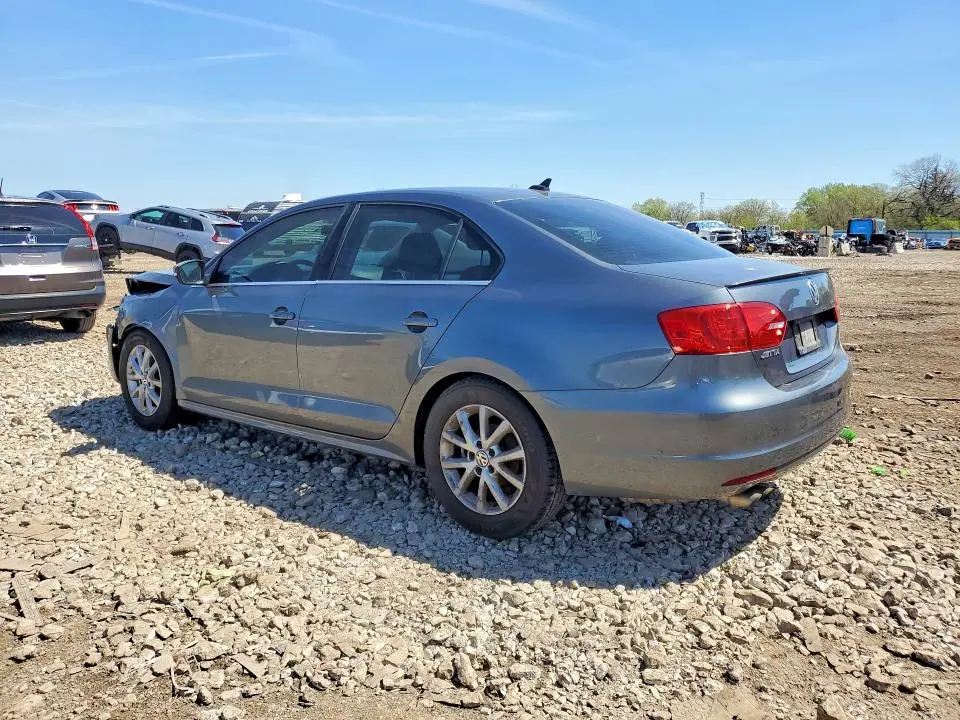 2014 VOLKSWAGEN JETTA SE  