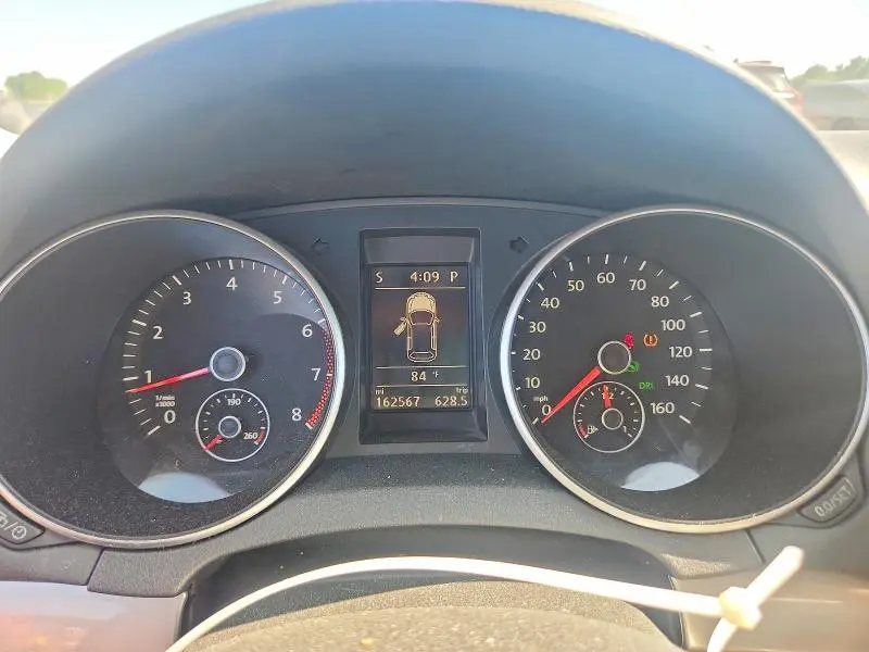 2013 VOLKSWAGEN GOLF   