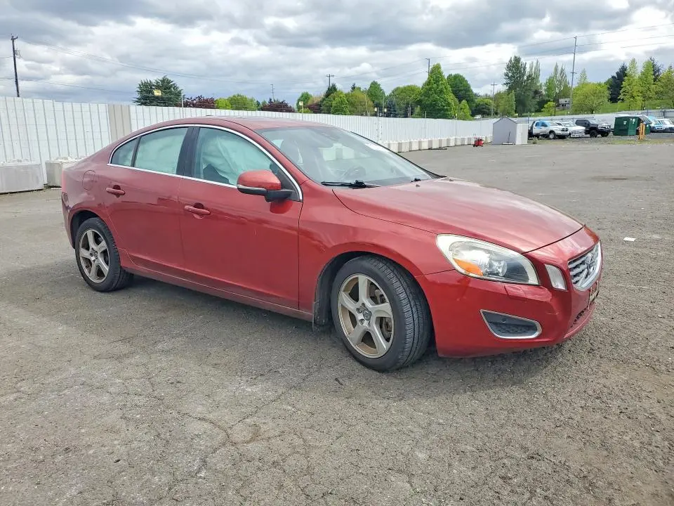 2013 VOLVO S60 T5  