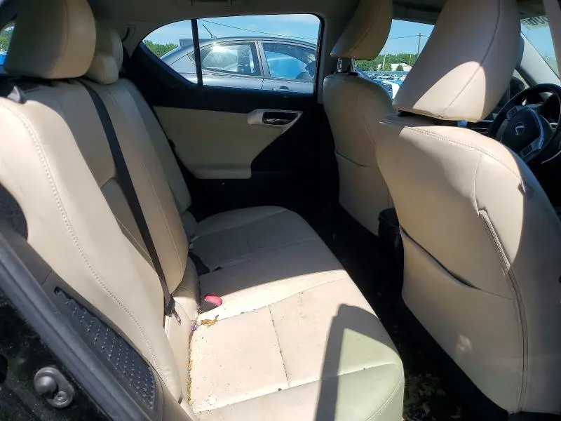 2011 LEXUS CT 200  