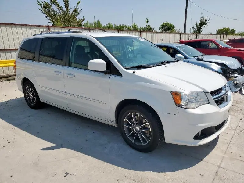 2017 DODGE GRAND CARAVAN SXT  
