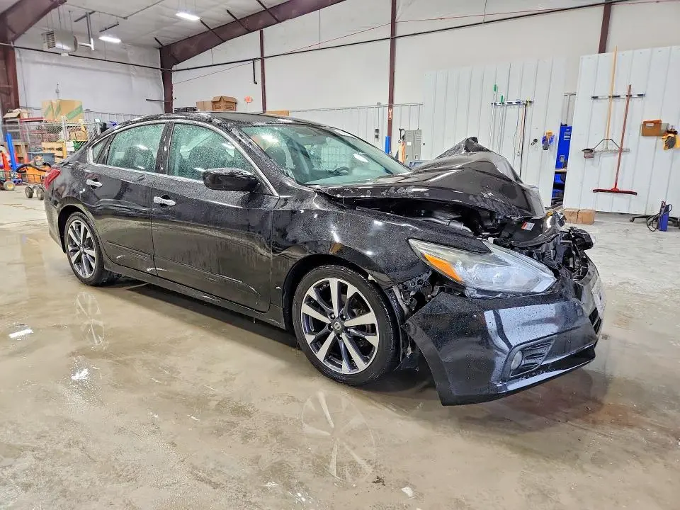 2017 NISSAN ALTIMA 2.5 SR  