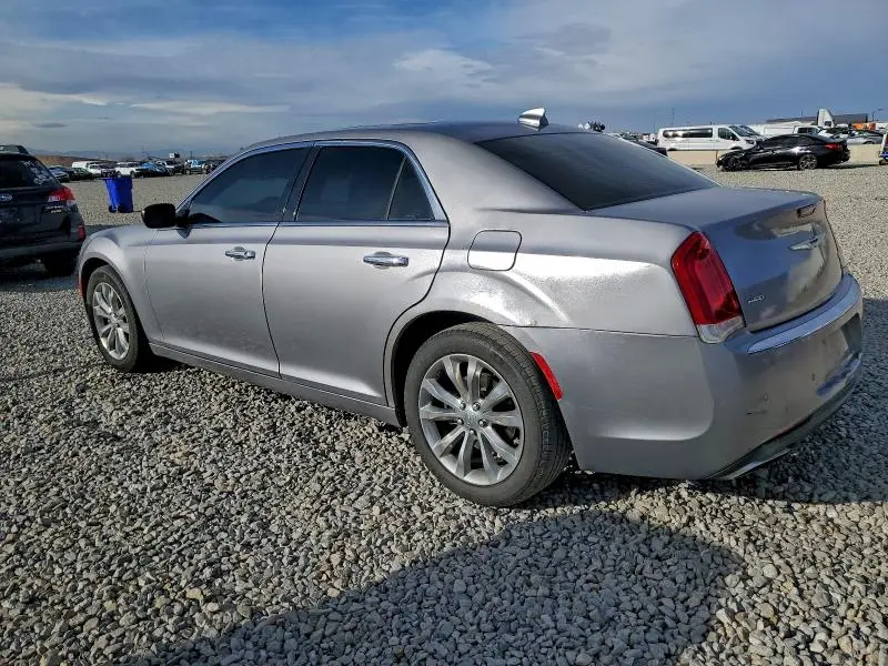 2016 CHRYSLER 300C   