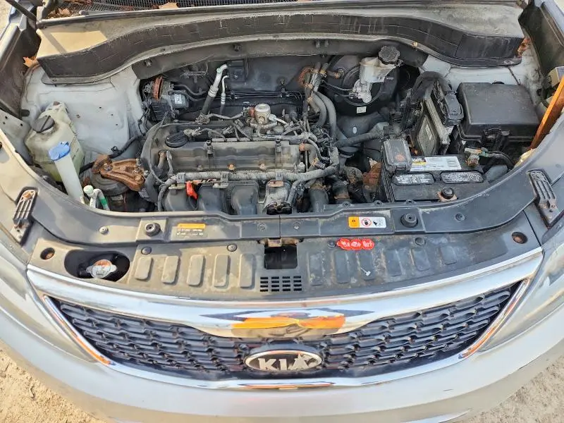 2014 KIA SORENTO LX  