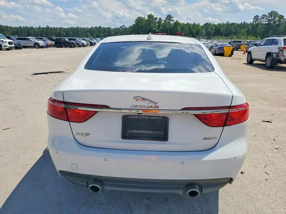 2016 JAGUAR XF PRESTIGE  