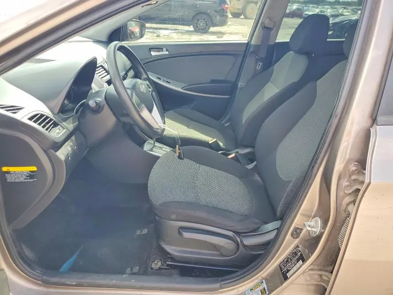2013 HYUNDAI ACCENT GS  