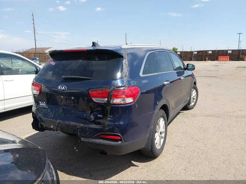 2017 KIA SORENTO 2.4L LX