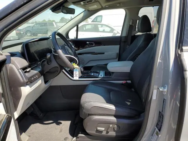 2024 KIA CARNIVAL SX  