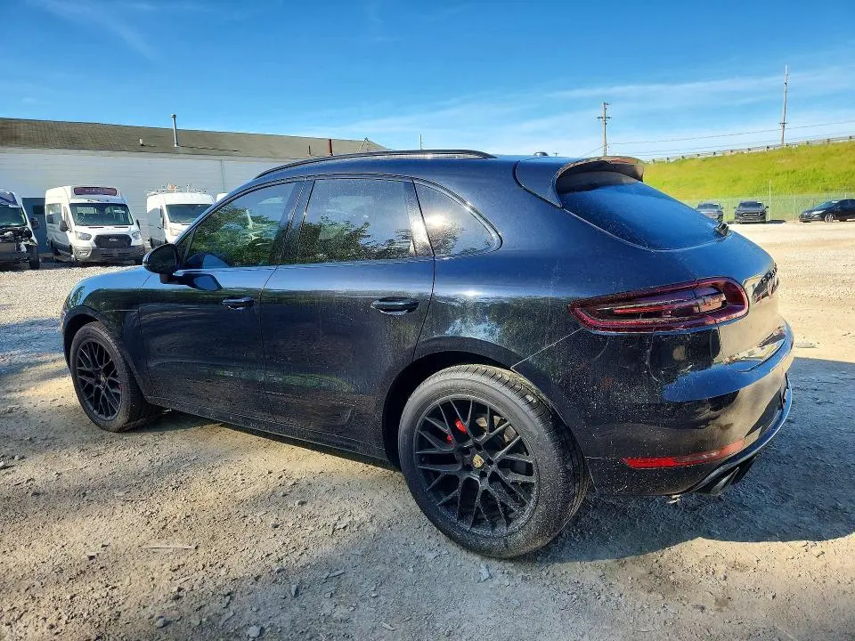 2017 PORSCHE MACAN GTS  