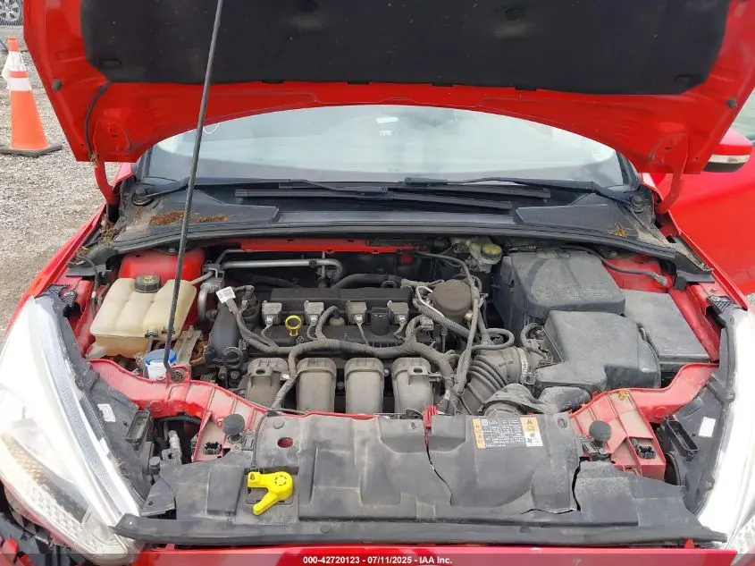 2016 FORD FOCUS SE