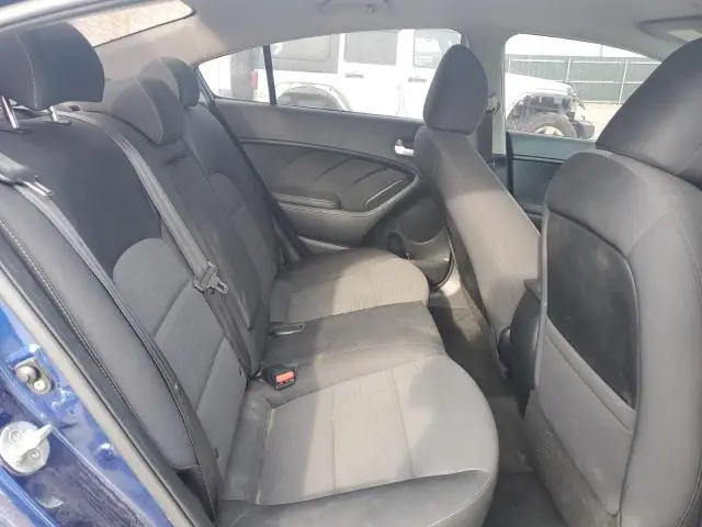 2018 KIA FORTE LX  