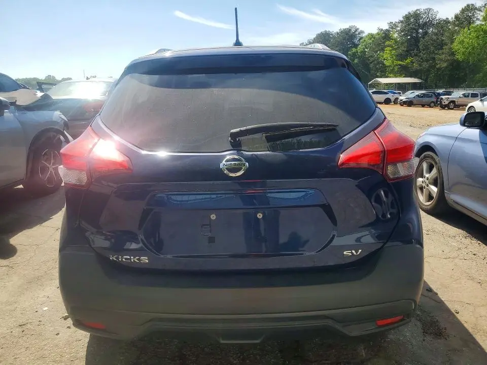 2018 NISSAN KICKS SV  