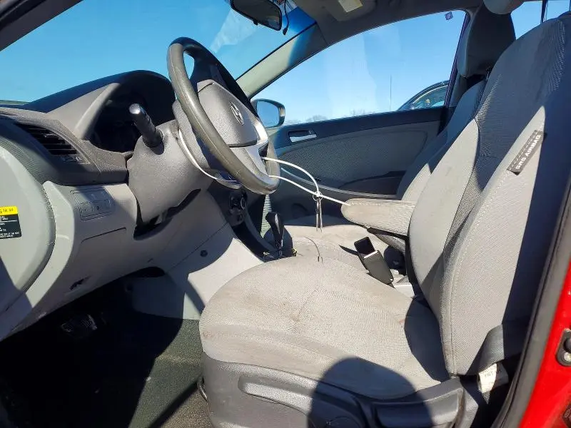 2012 HYUNDAI ACCENT GLS  