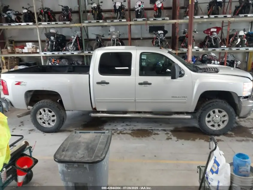2011 CHEVROLET SILVERADO 2500HD LT
