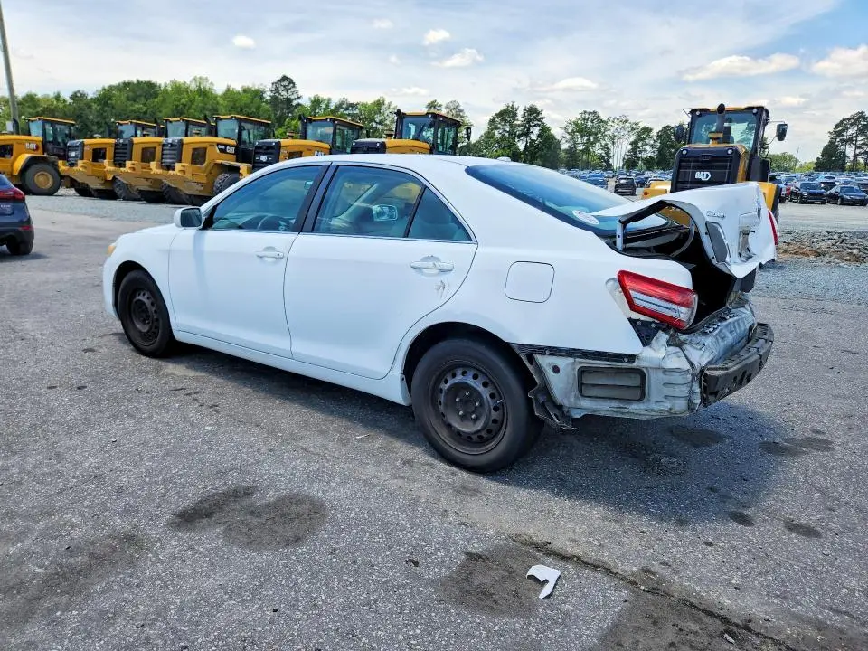 2011 TOYOTA CAMRY BASE  