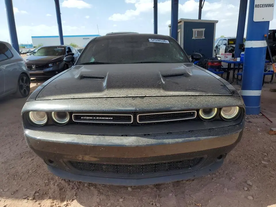 2017 DODGE CHALLENGER SXT  