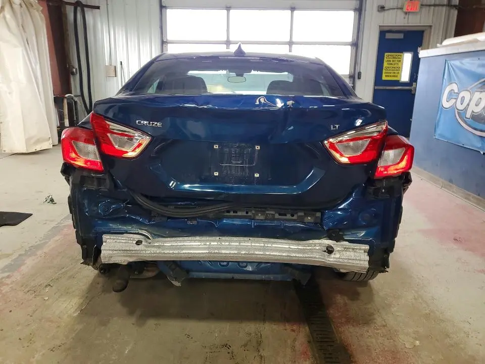 2019 CHEVROLET CRUZE LT  