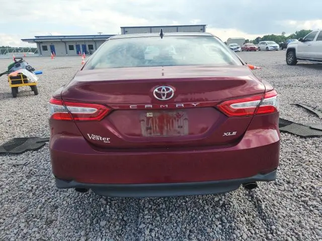 2020 TOYOTA CAMRY XLE  