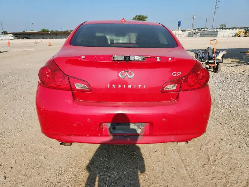 2011 INFINITI G37 BASE  