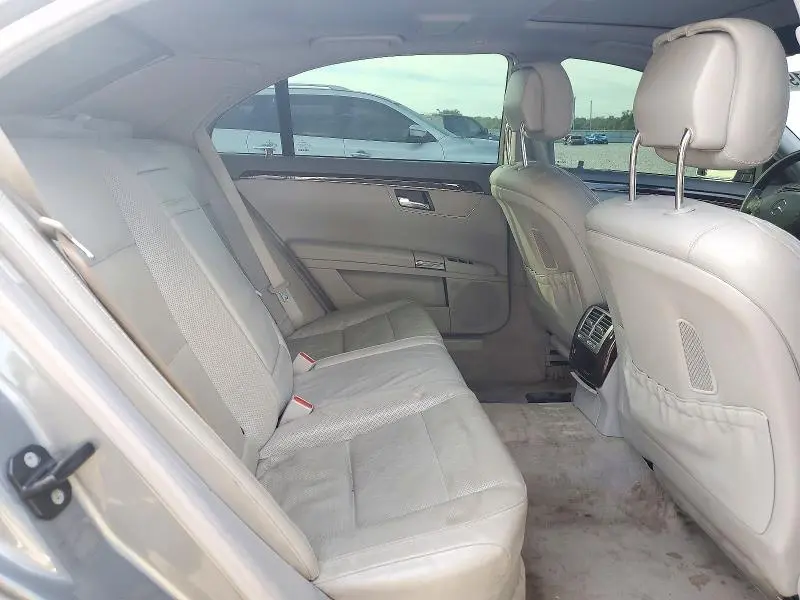 2013 MERCEDES-BENZ S 550  