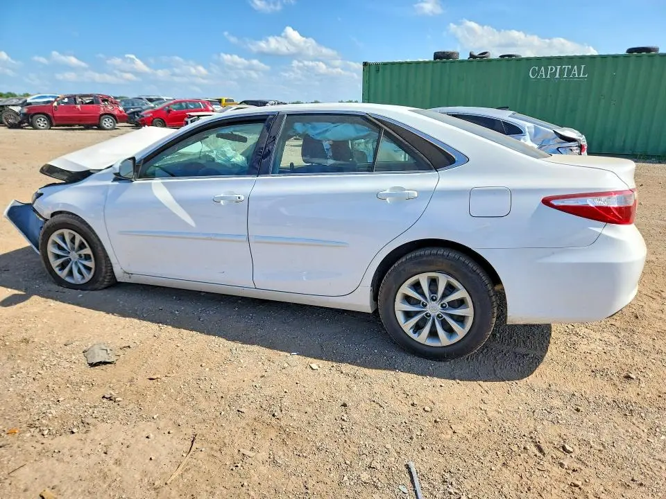 2017 TOYOTA CAMRY LE  