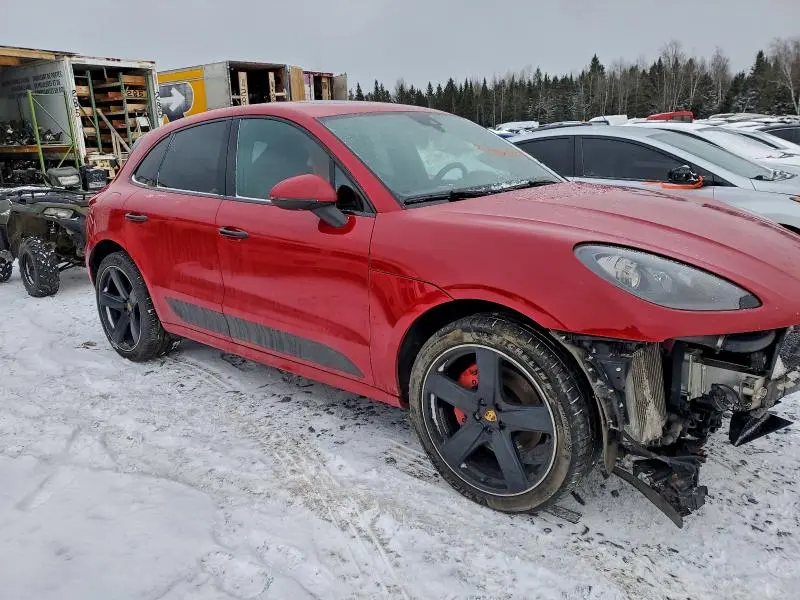 2018 PORSCHE MACAN GTS  