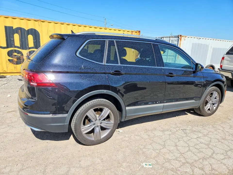 2021 VOLKSWAGEN TIGUAN SE  