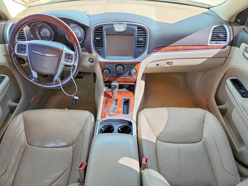 2011 CHRYSLER 300C HEMI C  