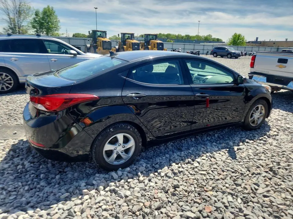 2014 HYUNDAI ELANTRA SE  