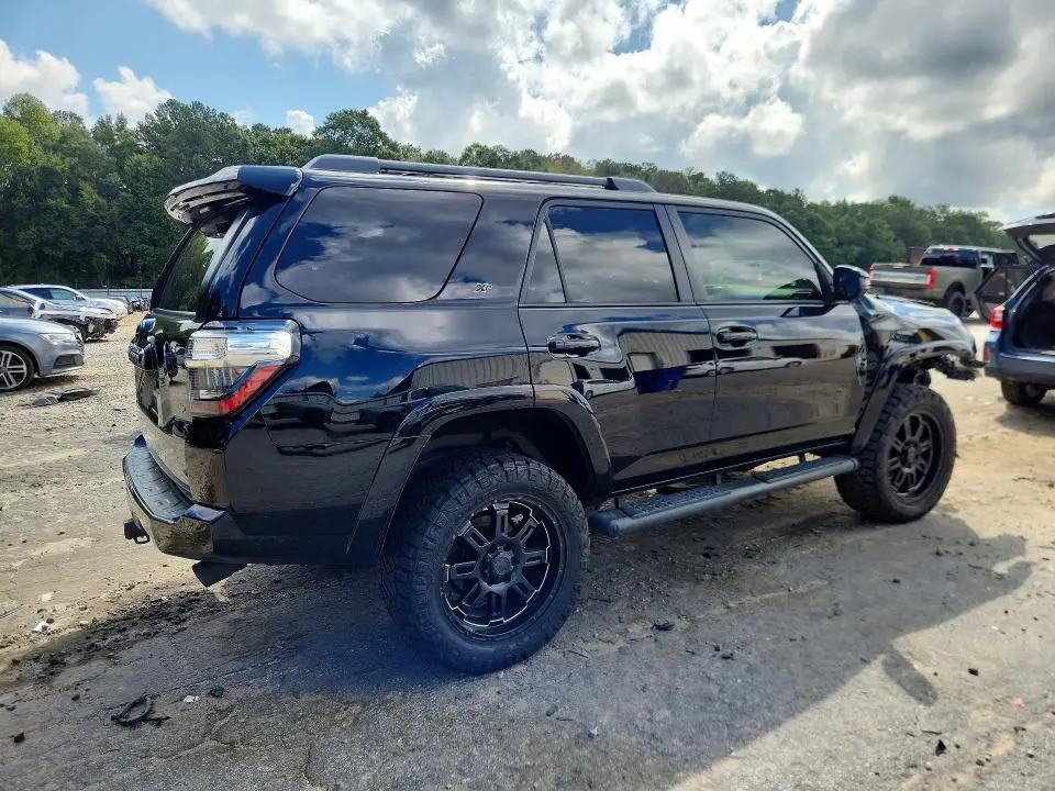2017 TOYOTA 4RUNNER SR5  