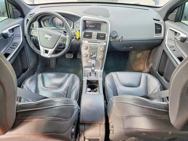 2014 VOLVO XC60 T6  