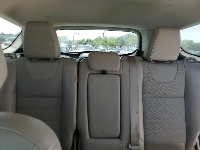2016 FORD ESCAPE SE