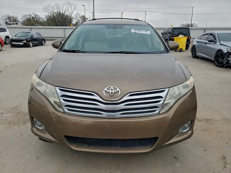 2011 TOYOTA VENZA   