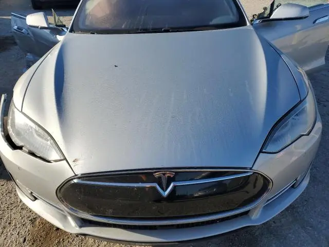 2015 TESLA MODEL S P85D  