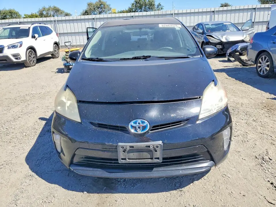 2013 TOYOTA PRIUS PERSONA SERIES SE  