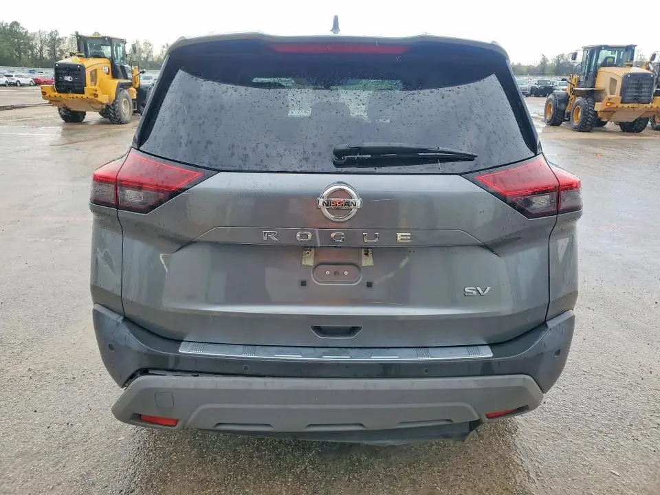 2021 NISSAN ROGUE SV  