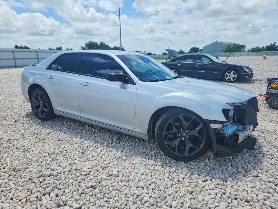 2020 CHRYSLER 300 TOURING  