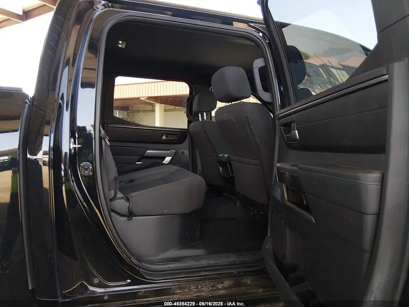 2025 TOYOTA TUNDRA SR5