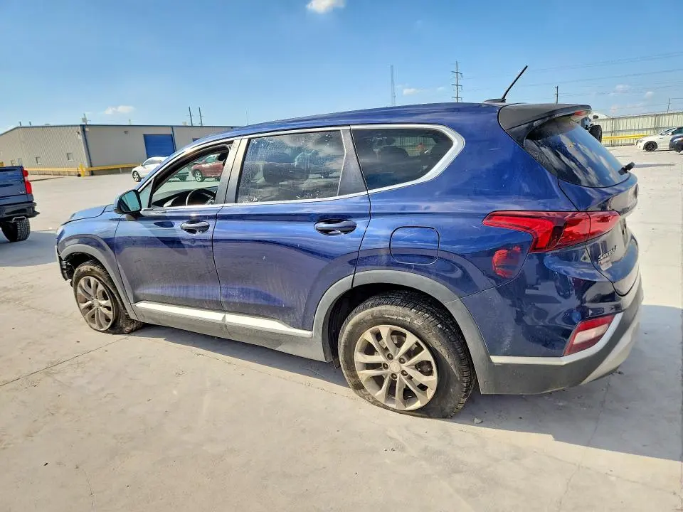 2019 HYUNDAI SANTA FE SE  