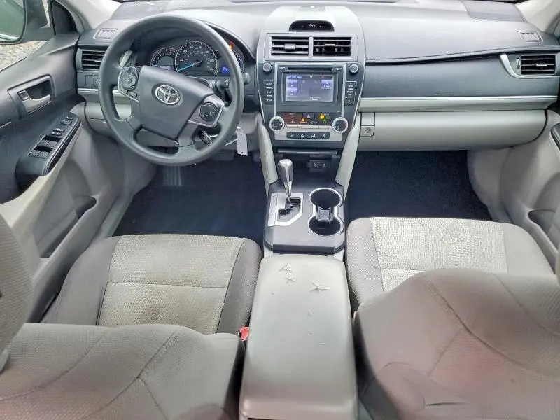 2014 TOYOTA CAMRY LE  