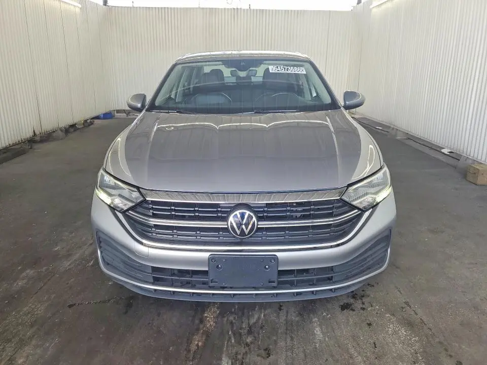 2024 VOLKSWAGEN JETTA SE  