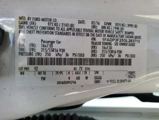 2016 FORD FOCUS SE  