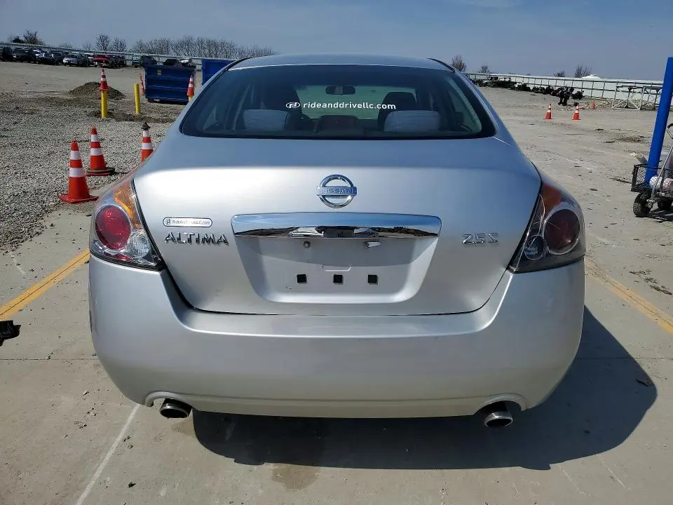 2010 NISSAN ALTIMA 2.5  