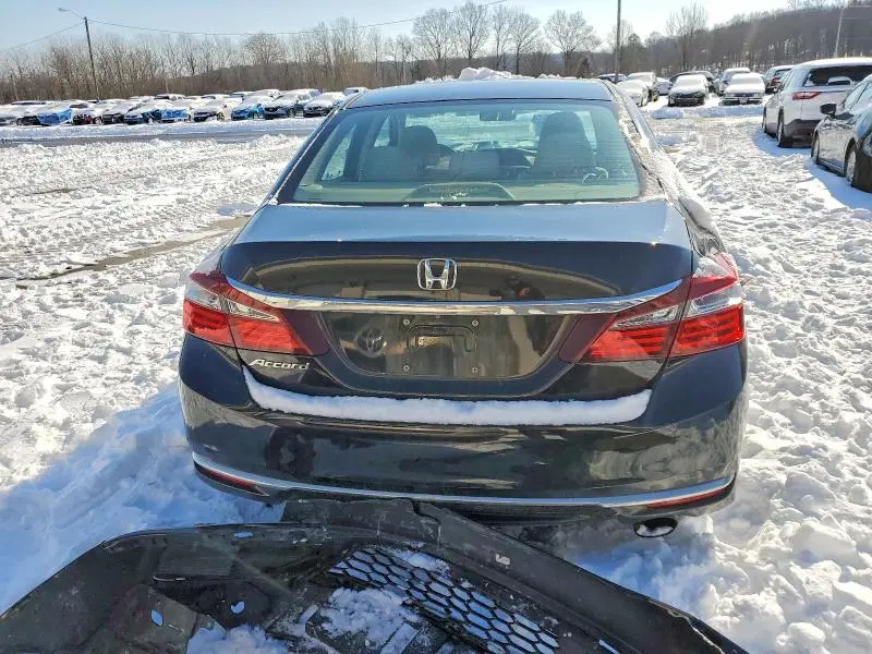 2017 HONDA ACCORD LX  