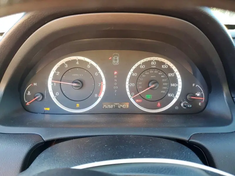2012 HONDA ACCORD LX  