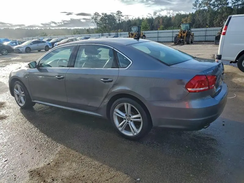 2014 VOLKSWAGEN PASSAT SE  