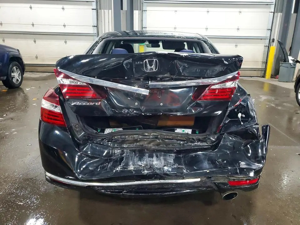 2017 HONDA ACCORD LX  