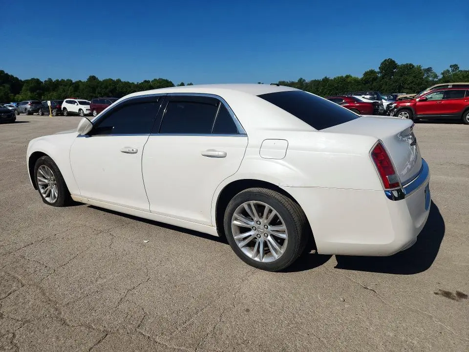 2013 CHRYSLER 300   