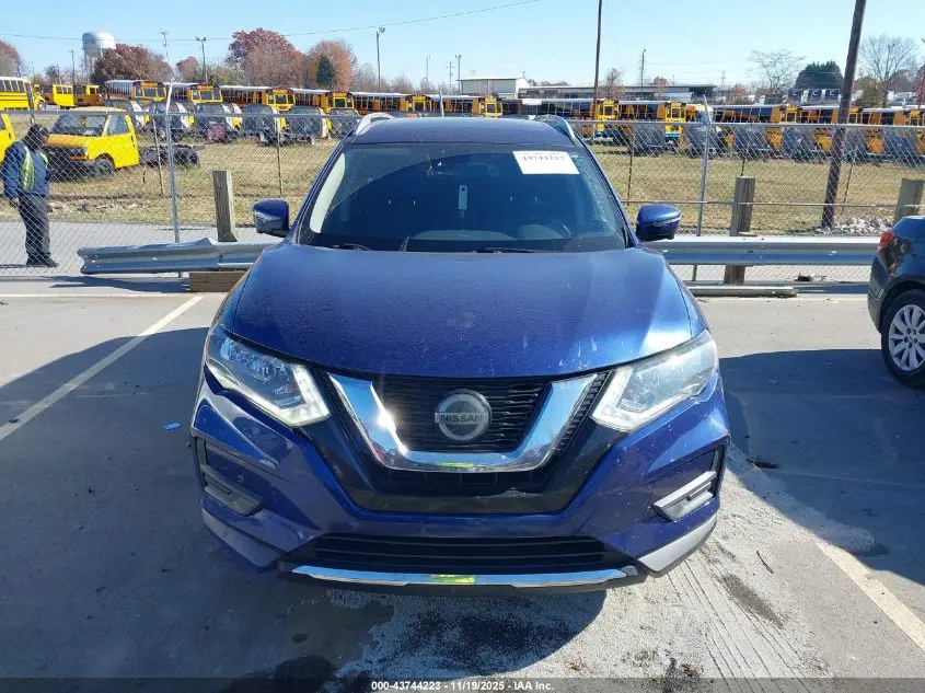 2019 NISSAN ROGUE SV
