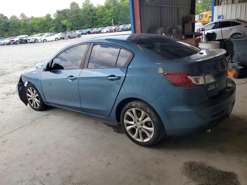 2011 MAZDA 3